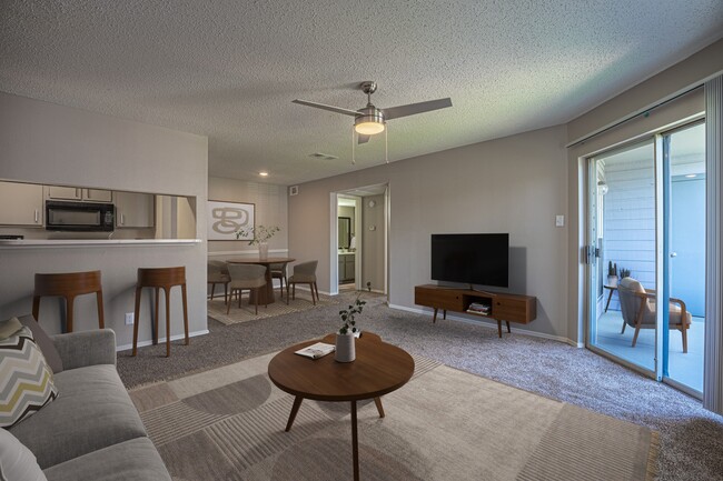 Building Photo - Paces Crossing Rental