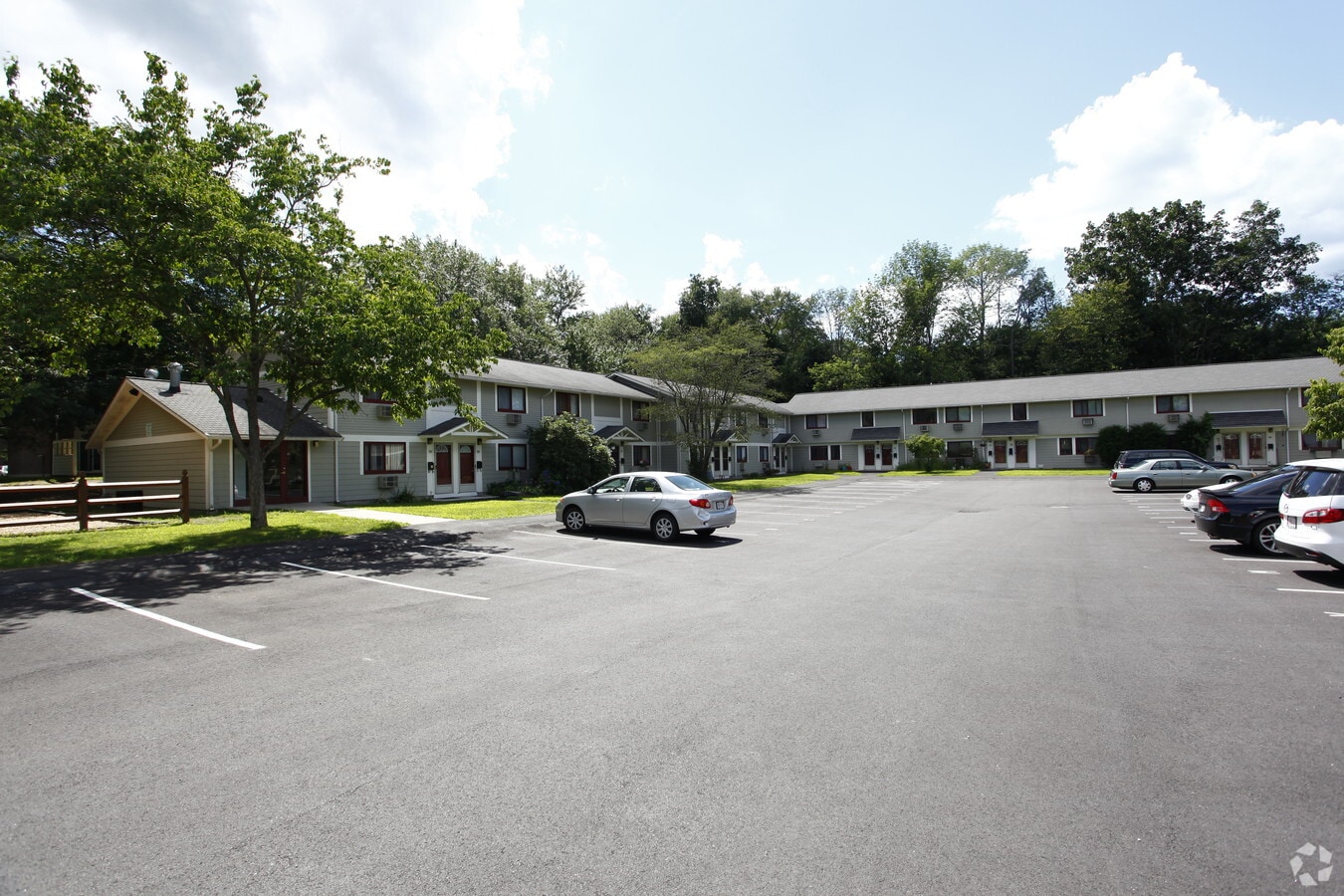 Presidential Gardens - Presidential Gardens