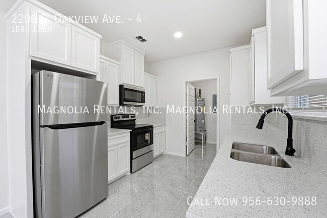 Photo - 2200 S Oakview Dr Unit 4