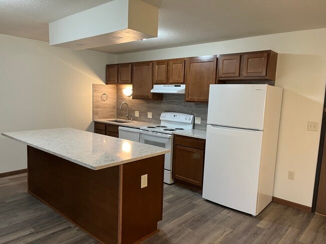 Photo - Fox Run Apartments