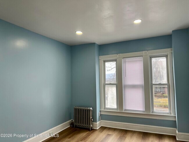 Photo - 1528 Wyoming Ave