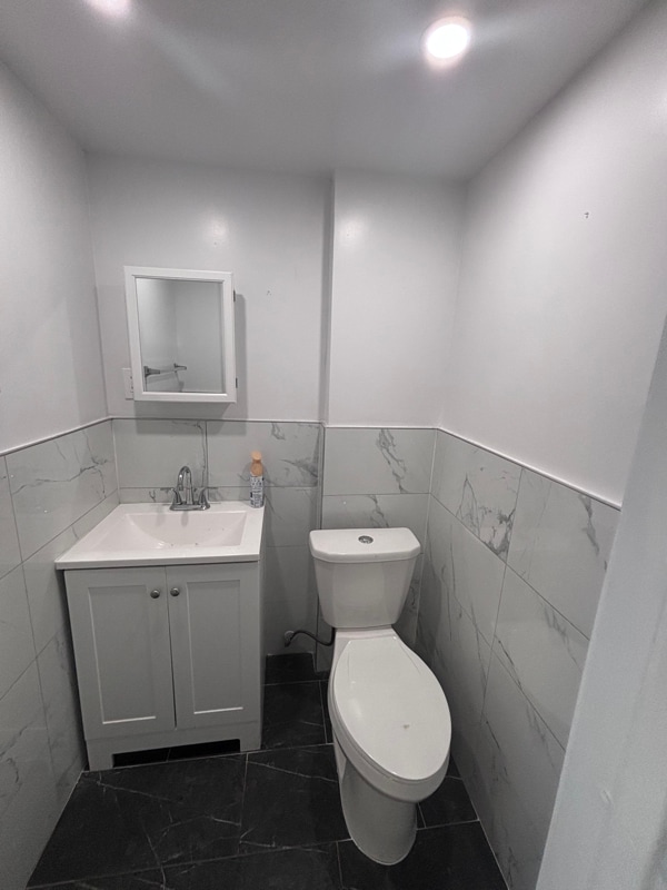 Photo - 157 S Harrison St