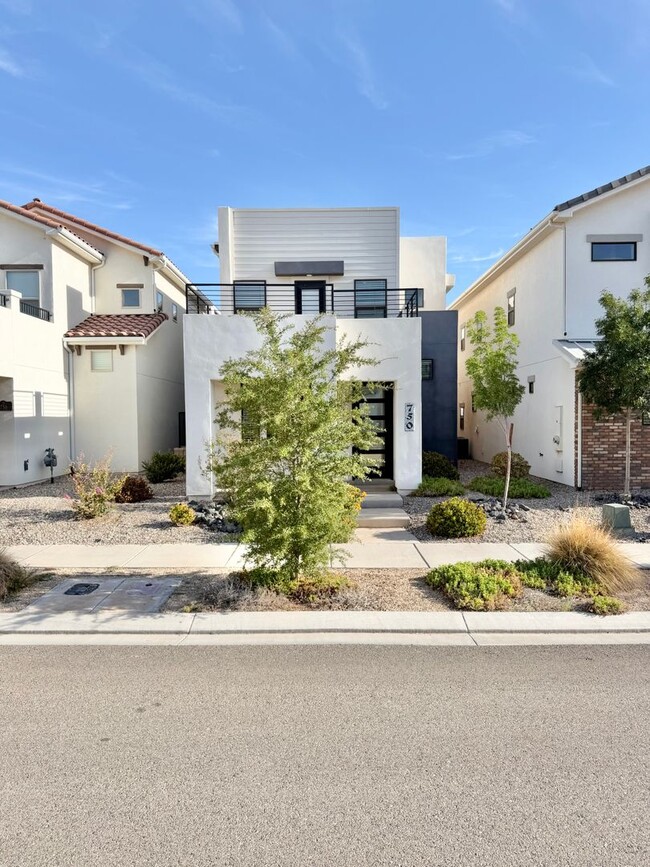Photo - 750 W Scarlet Hill Dr