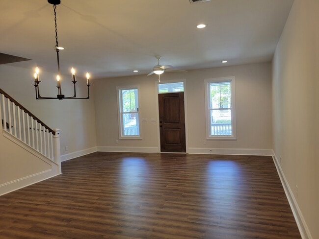 Photo - 3903 Harkers Way