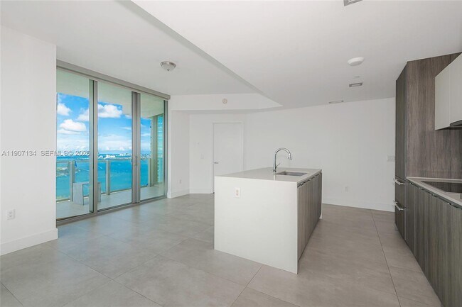 Photo - 2900 NE 7th Ave Unit 4101