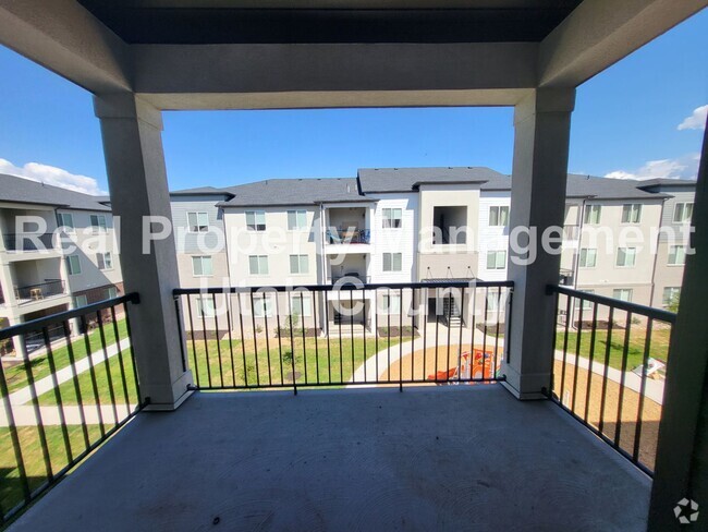 Building Photo - Small Pet Friendly Lehi Condo Unit L302