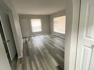 Photo - 5028 N 58th St