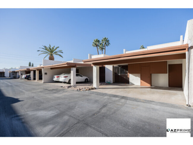 Building Photo - Live Large in This Captivating 2/2 Townhom...