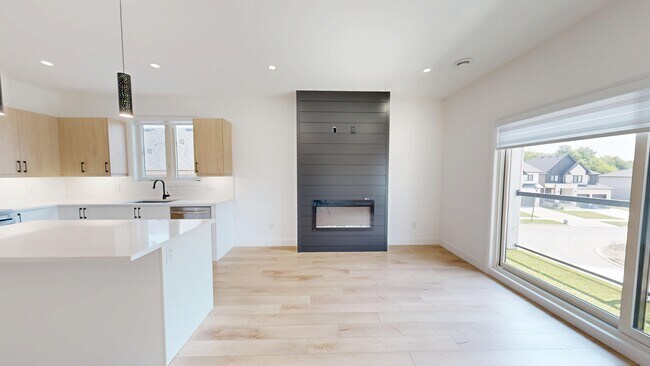 Photo - For Lease – Modern 3 Bedroom, 2 Bathroom Upper Unit Unit A ( Upper )