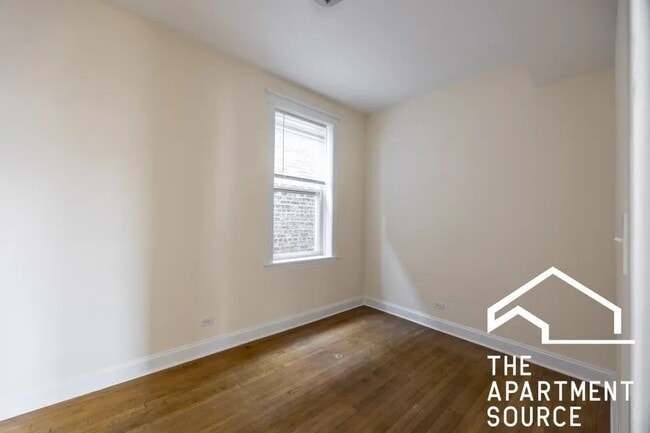 Photo - 2814 N Troy St Unit 2814 North Troy Street