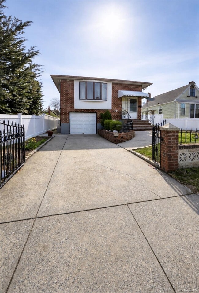 Building Photo - 15 Belmont Blvd