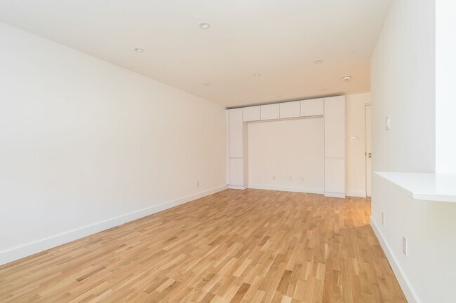 Photo - 55 Eccleston Dr Unit 210