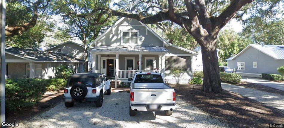 Photo - 605 Demere Way