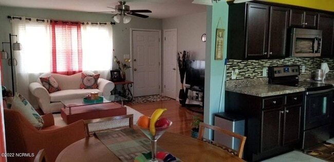 Photo - 1006 Onsville Dr