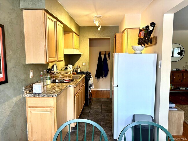 Photo - 8 Colonial Rd Unit 36