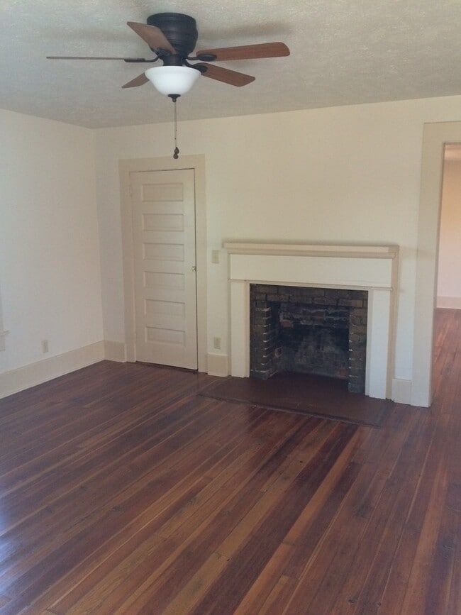 Photo - Remodeled Farm Home in Morristown 2 Bed + ...