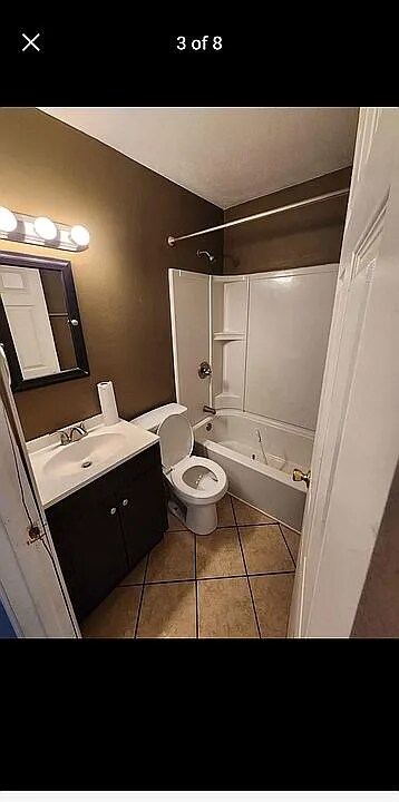 Photo - 9 W Adams Dr Unidad 1