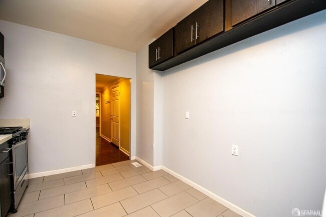 Photo - 4927 California St Unit A