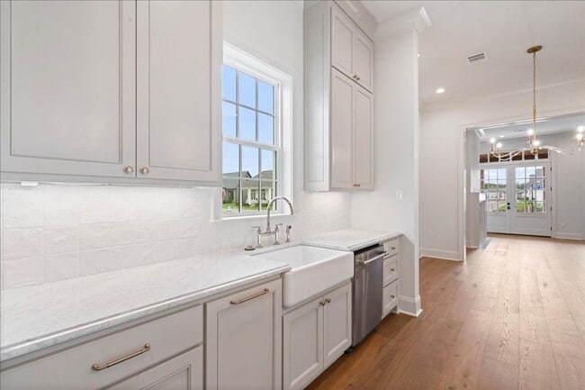 Photo - Elegant new construction in The Lakes at Harveston