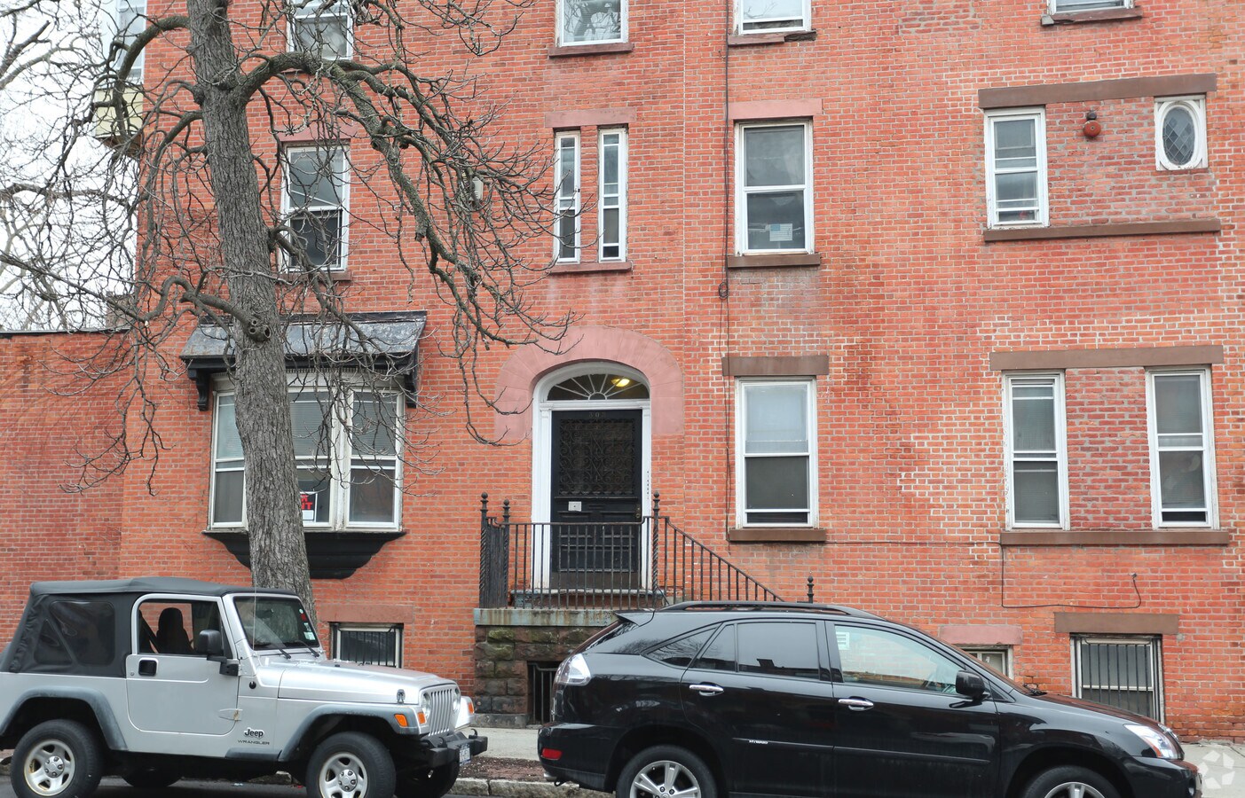 Photo - 303 State St
