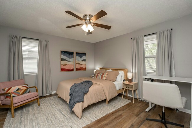 Building Photo - 3013 67th St Rental
