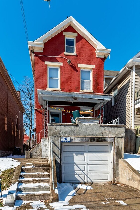 Photo - 2359 Stratford Avenue
