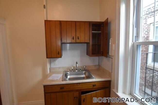 Building Photo - 25 Park Dr Rental