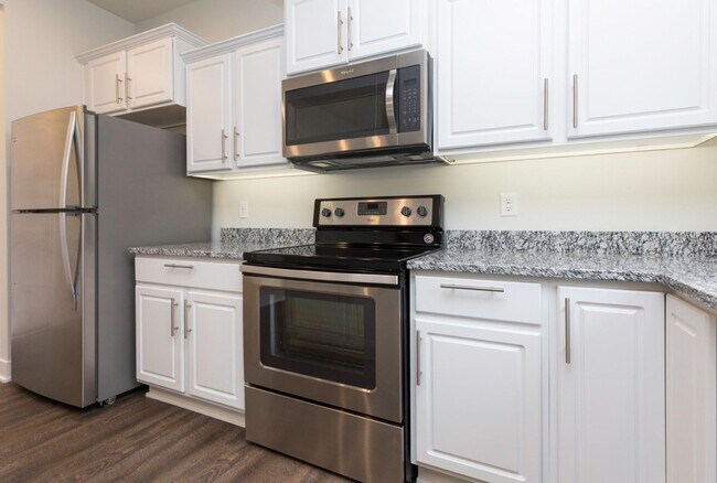 4 bedroom / 2.5 bath home in Altoona- Cont... - 4 bedroom / 2.5 bath home in Altoona- Cont...