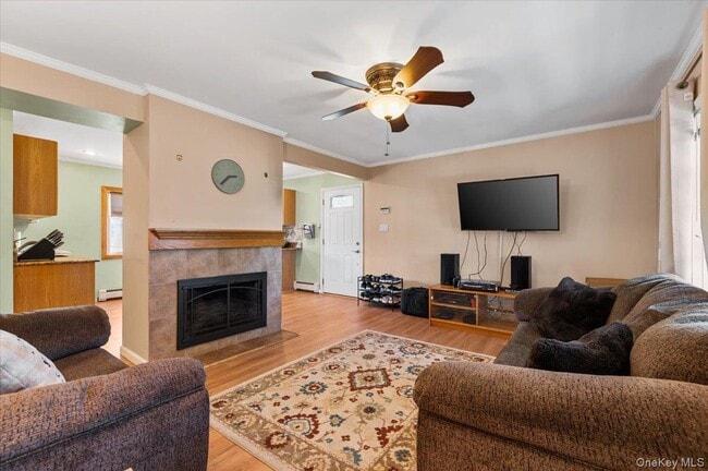 Photo - 7 Chickadee Ln