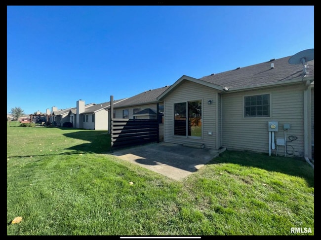 Photo - 1919 English Oak