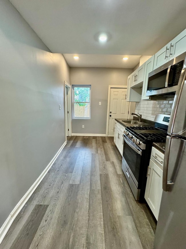 Photo - 108 N 56th St