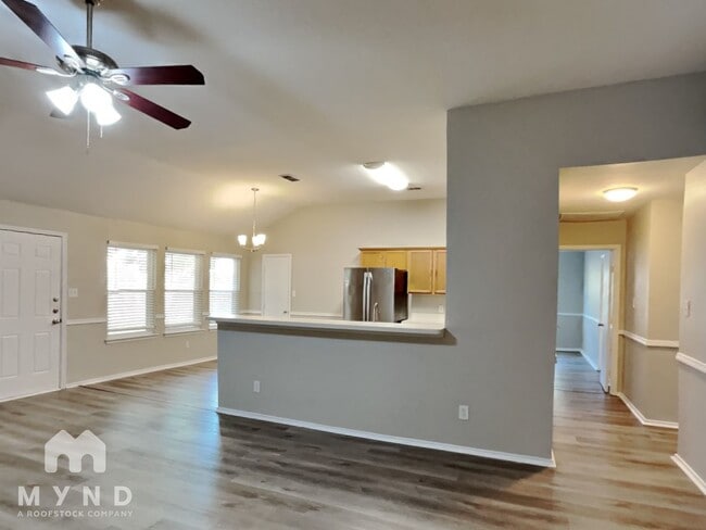 Photo - 229 Centennial Pl