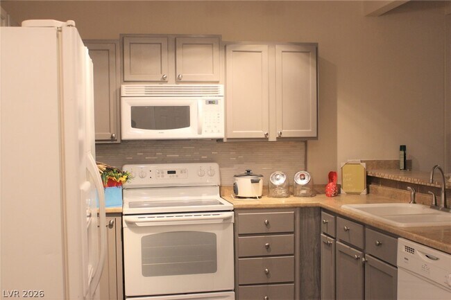 Photo - 1155 Princess Katy Ave