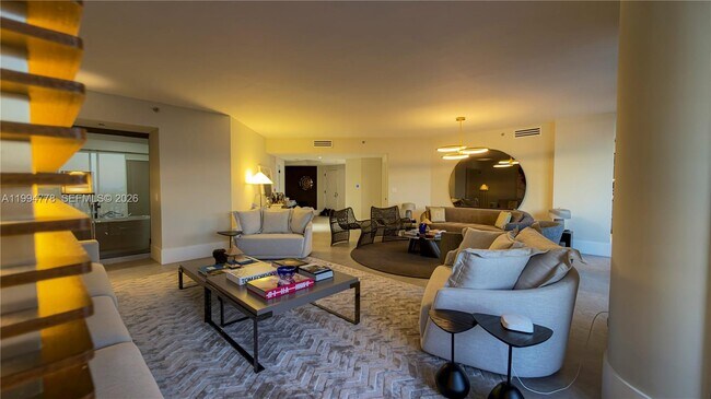 Photo - 2000 Island Blvd Unidad 2404