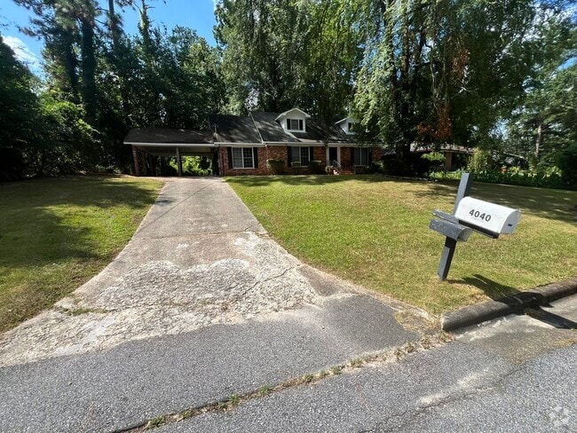 Building Photo - Located Just Off Of Buena Vista And Steam ... Rental