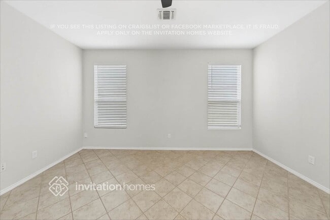 467 Walnut Crest