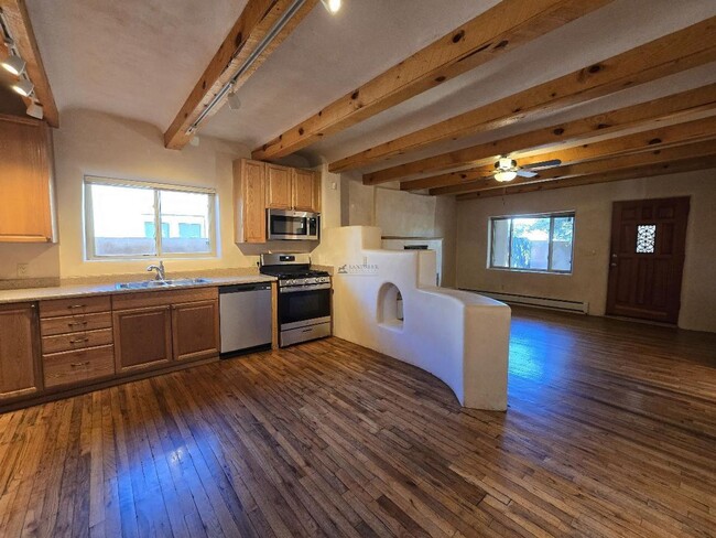 Photo - 624 Paulin St Apartment Unit Main