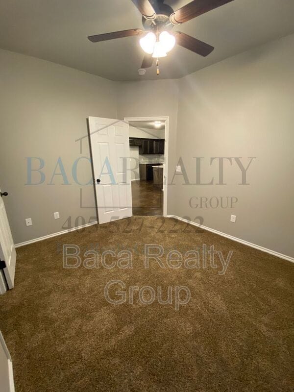 Photo - 1758 Eighty-Niner Ter