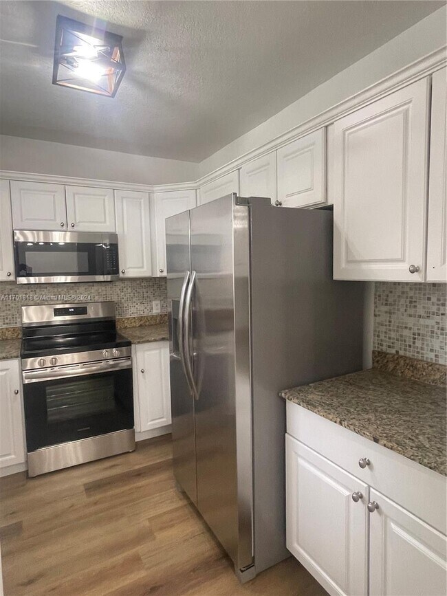 Photo - 124 NE 118th St