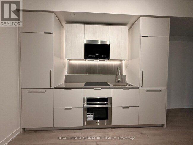 Photo - 1 Fairview Rd E Unité 309