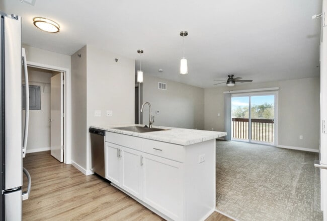 Photo - Golden Ridge