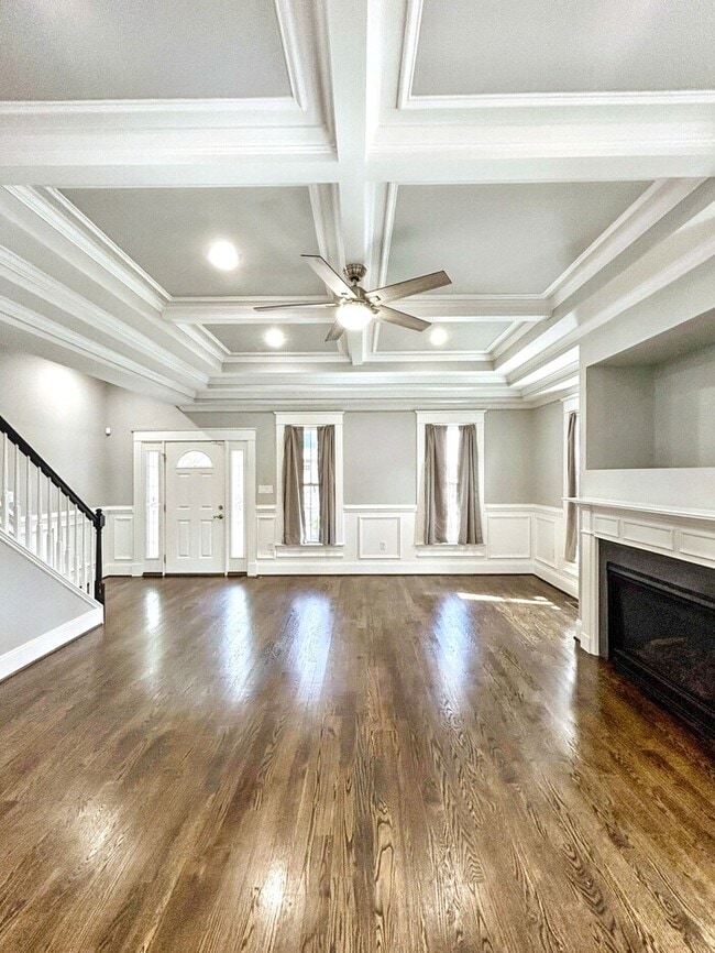 Photo - 900 N 27th St