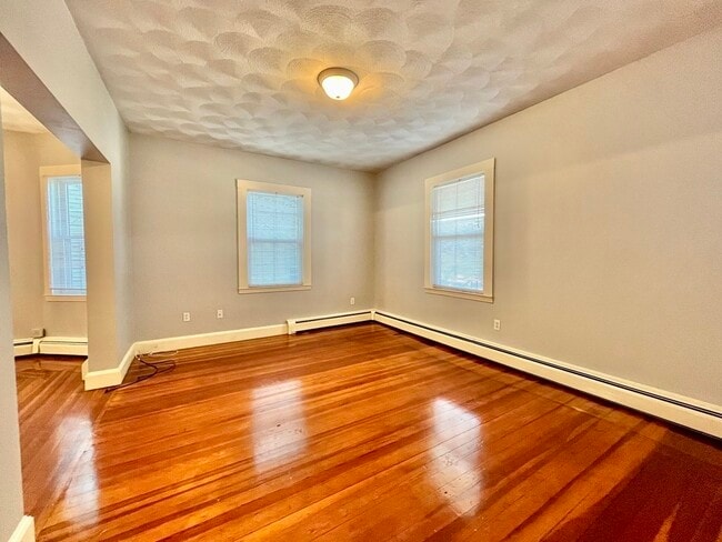 Photo - 118-120 Paul Revere Rd Unit 120