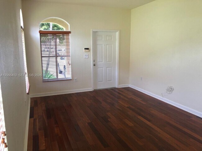 Photo - 5598 NW 113th Ave