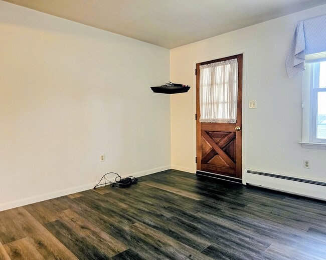 Photo - 3 Hillcrest Ave