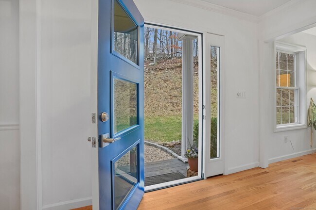 Photo - 188 Falls Rd