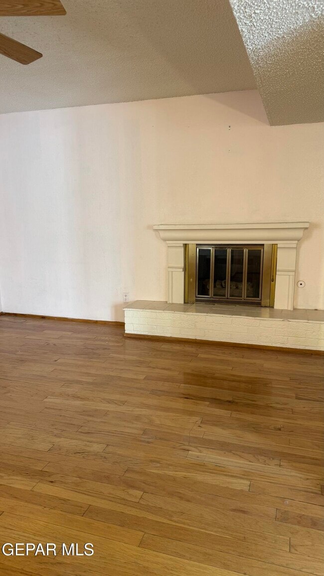 Photo - 10613 Springwood Dr