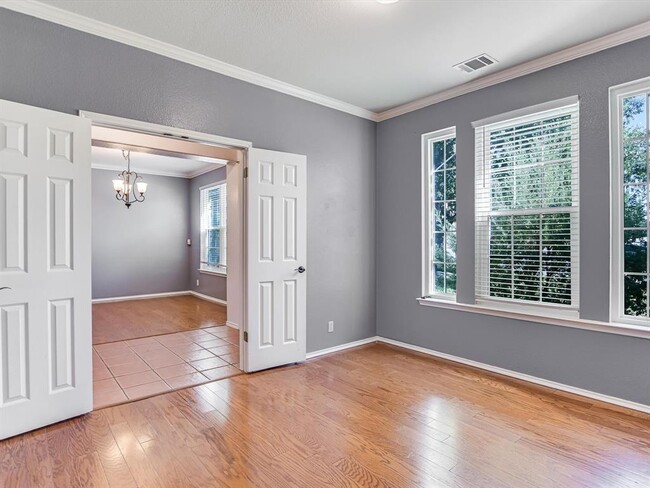 Photo - 19910 Kennemer Dr