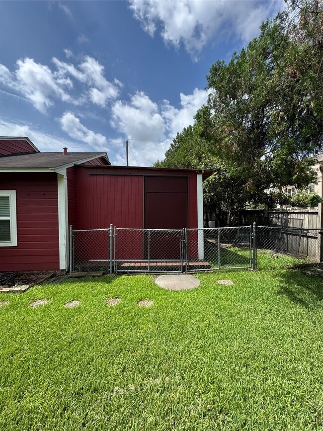 Photo - 6629 Corbin St