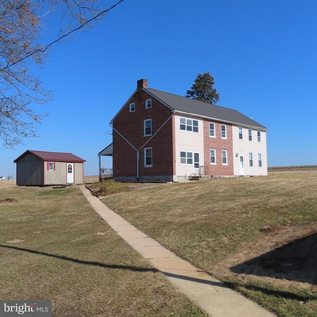 Building Photo - 1410 Gillan Dr Rental